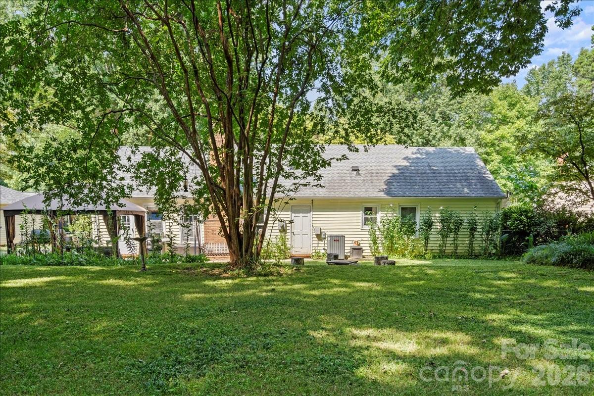 9614 Lone Oak Court