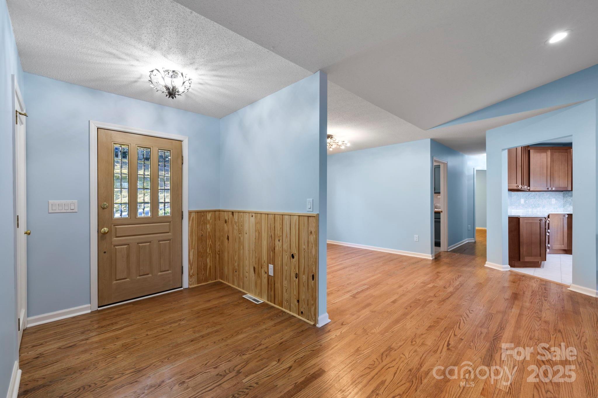 30 Hubbard Circle