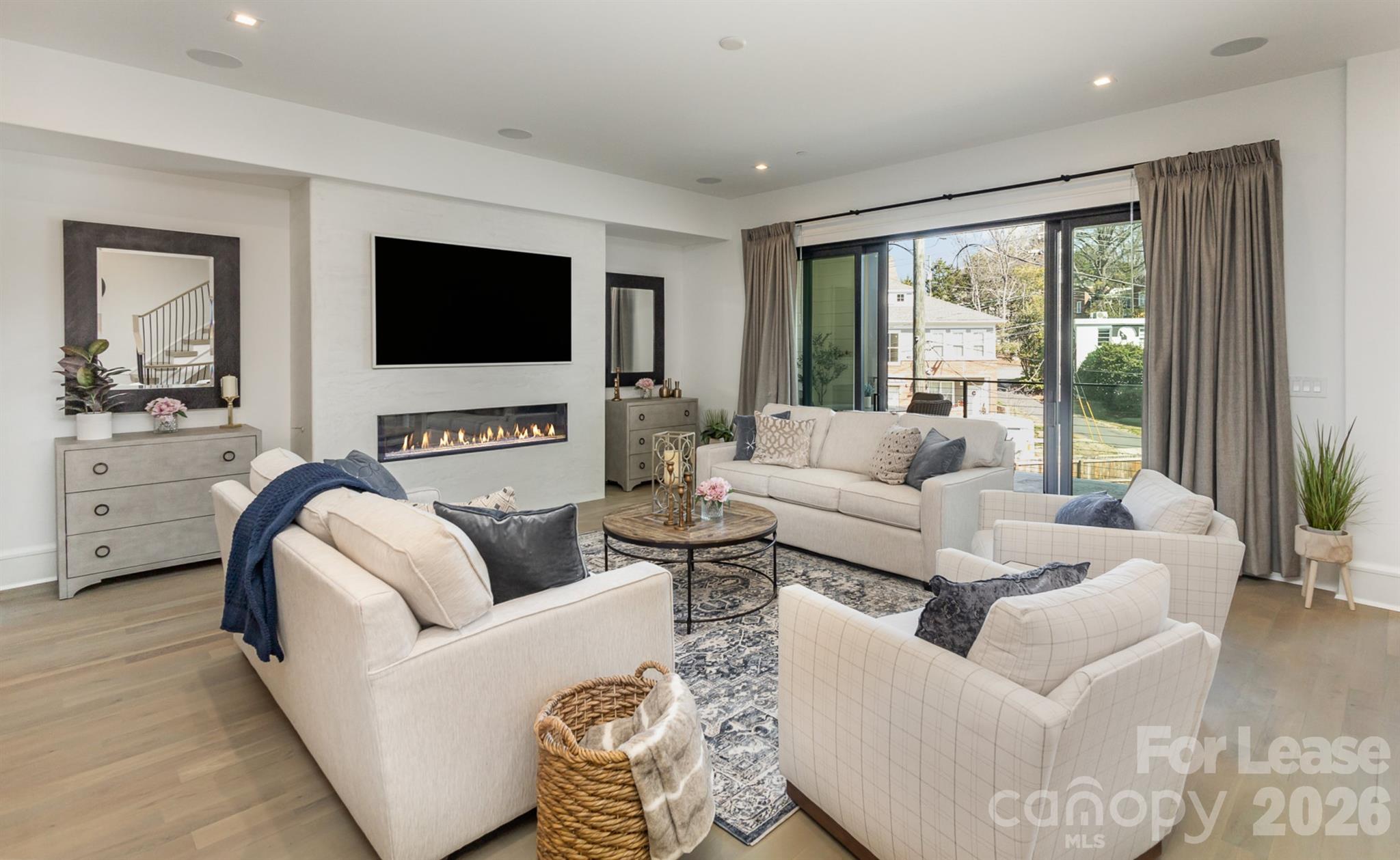 Myers Park - Residential Lease