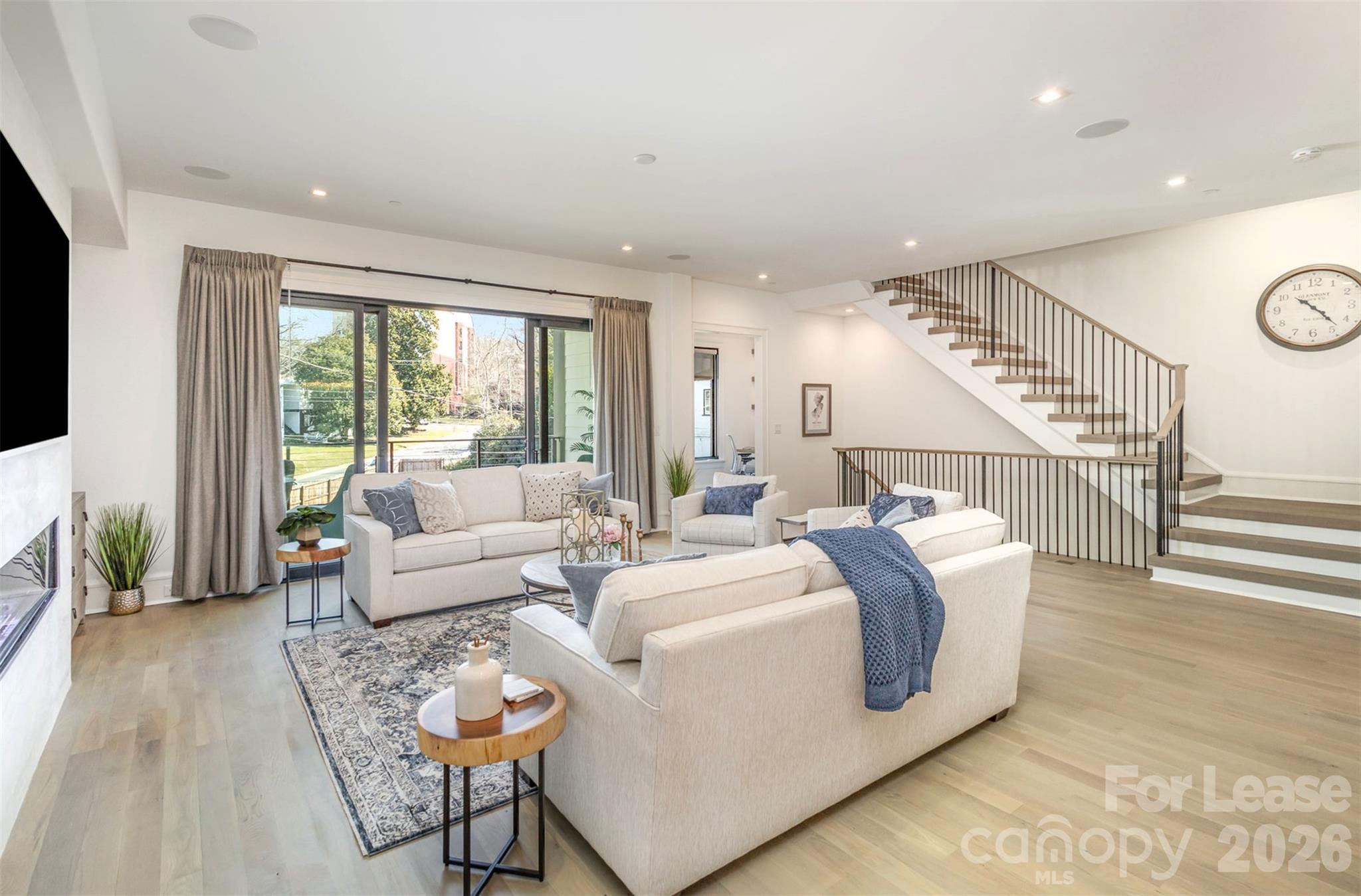 Myers Park - Residential Lease