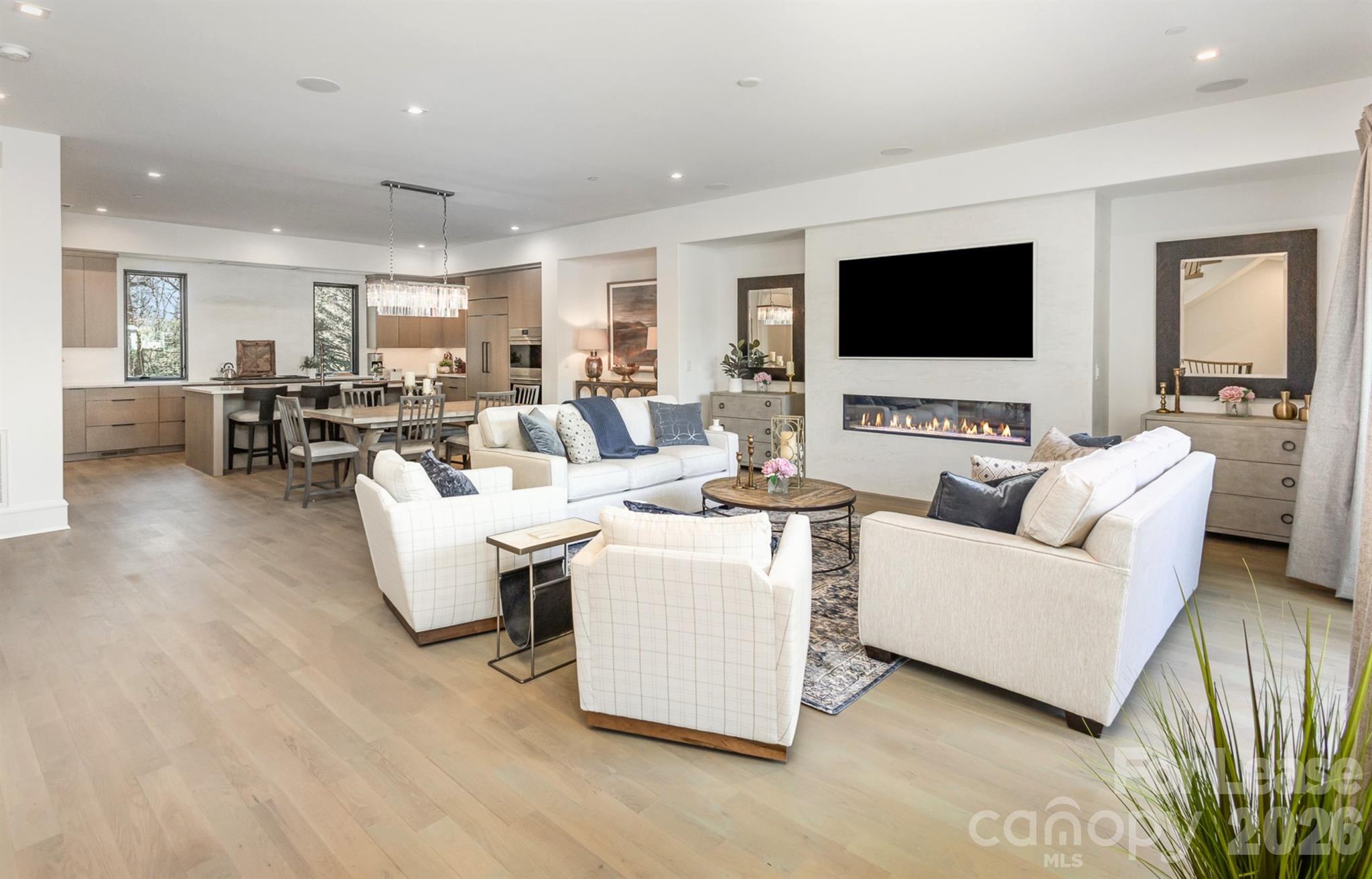 Myers Park - Residential Lease