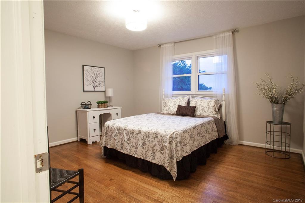 Stradley Mountain Park - Residential