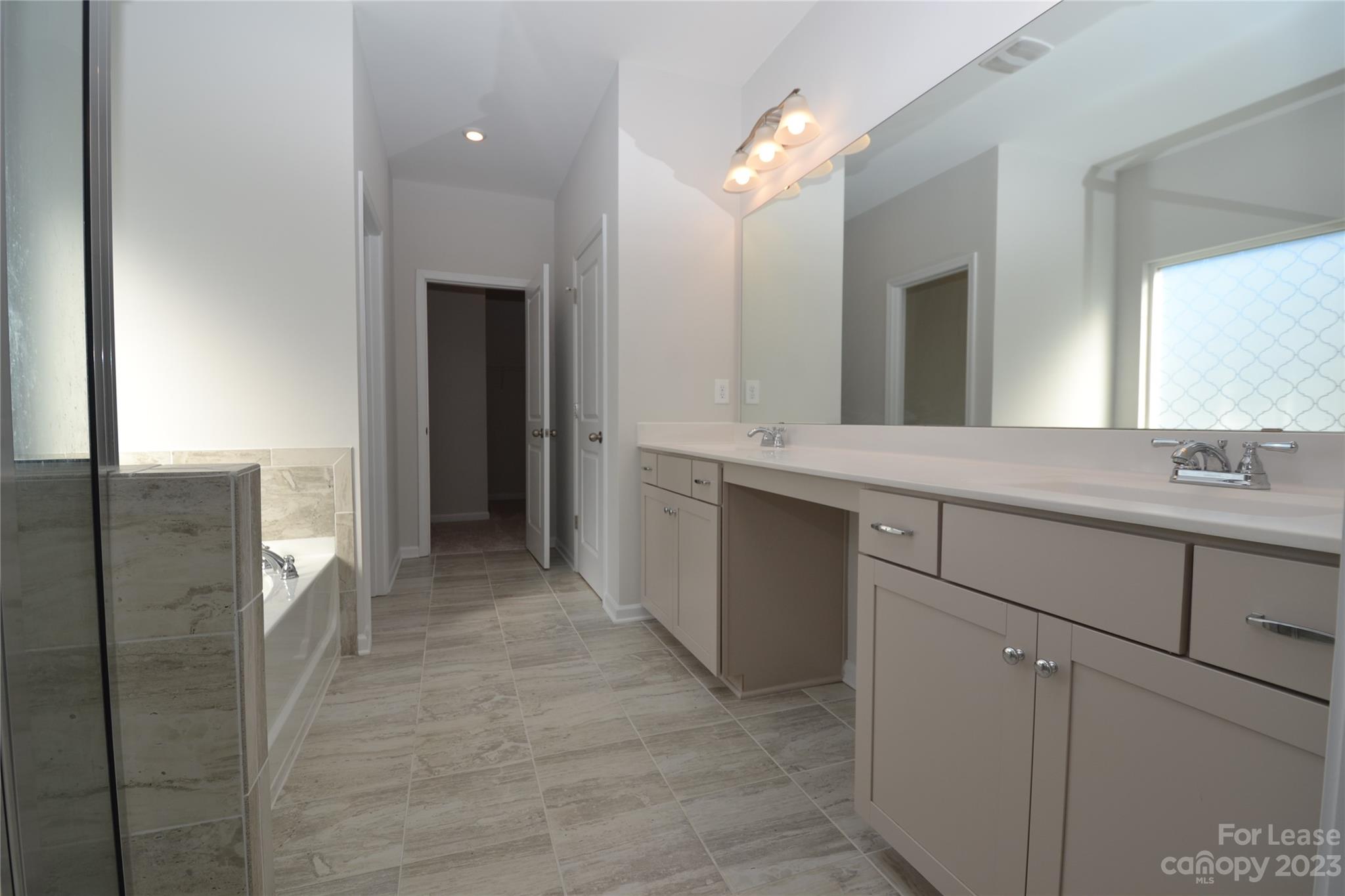 Aberdeen Park - Residential Lease