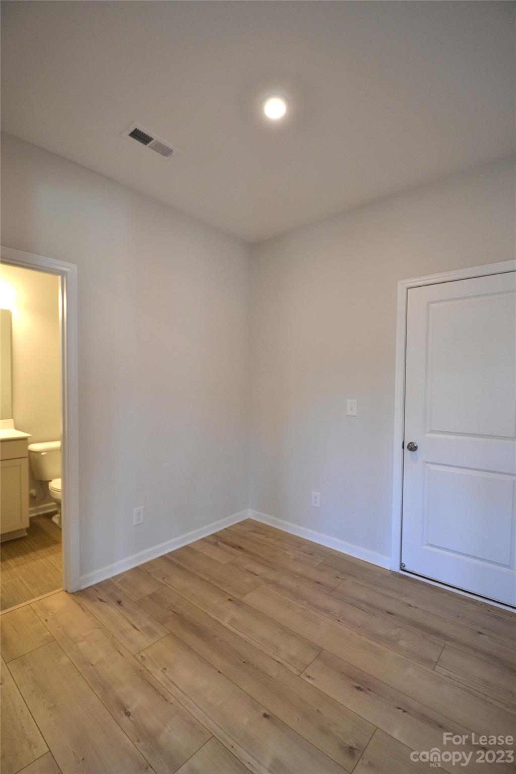 Aberdeen Park - Residential Lease