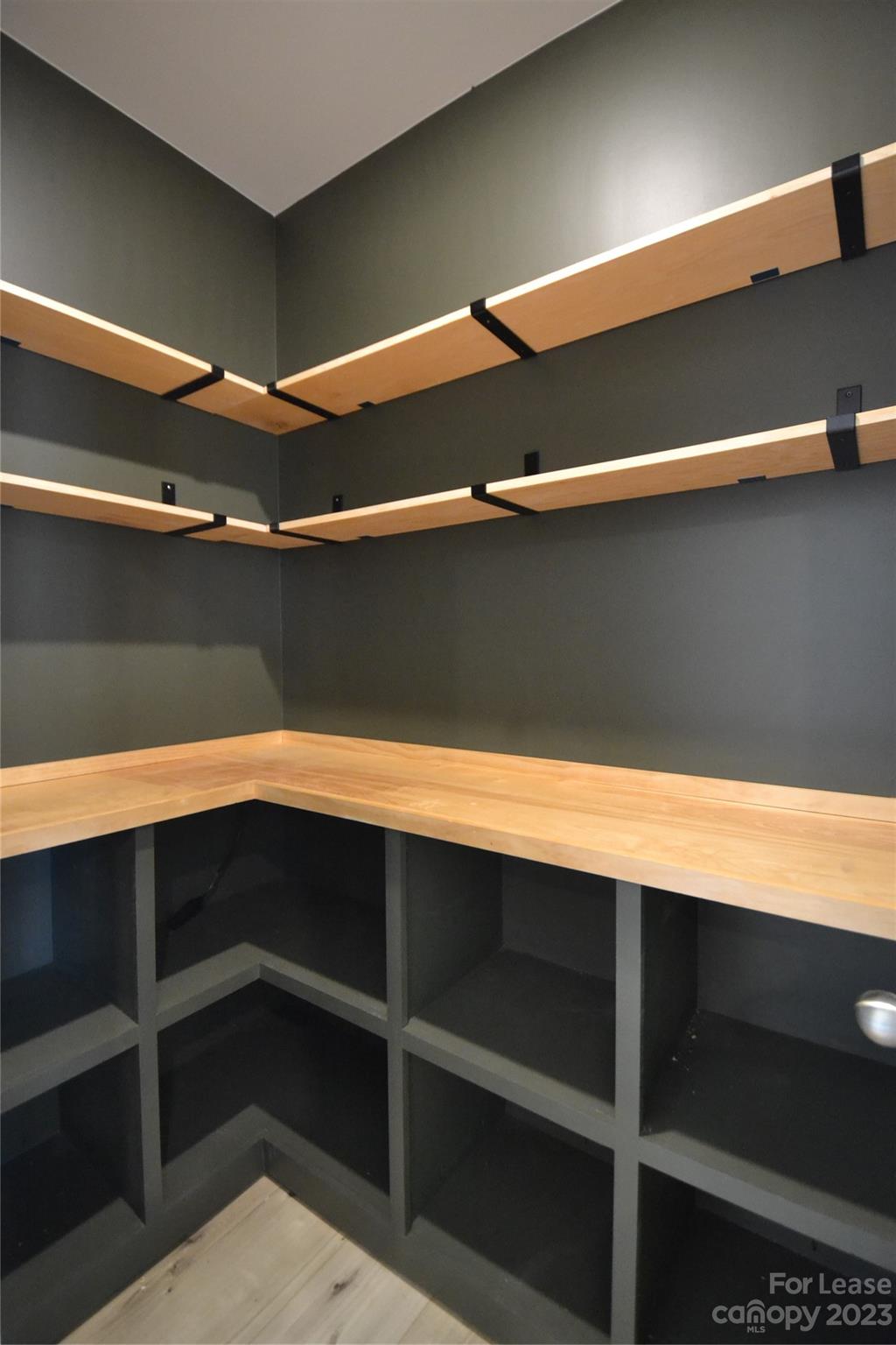 Aberdeen Park - Residential Lease