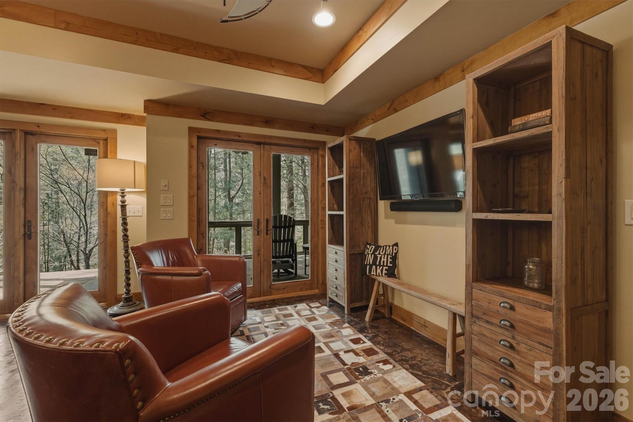 Old Wildlife Club - Residential