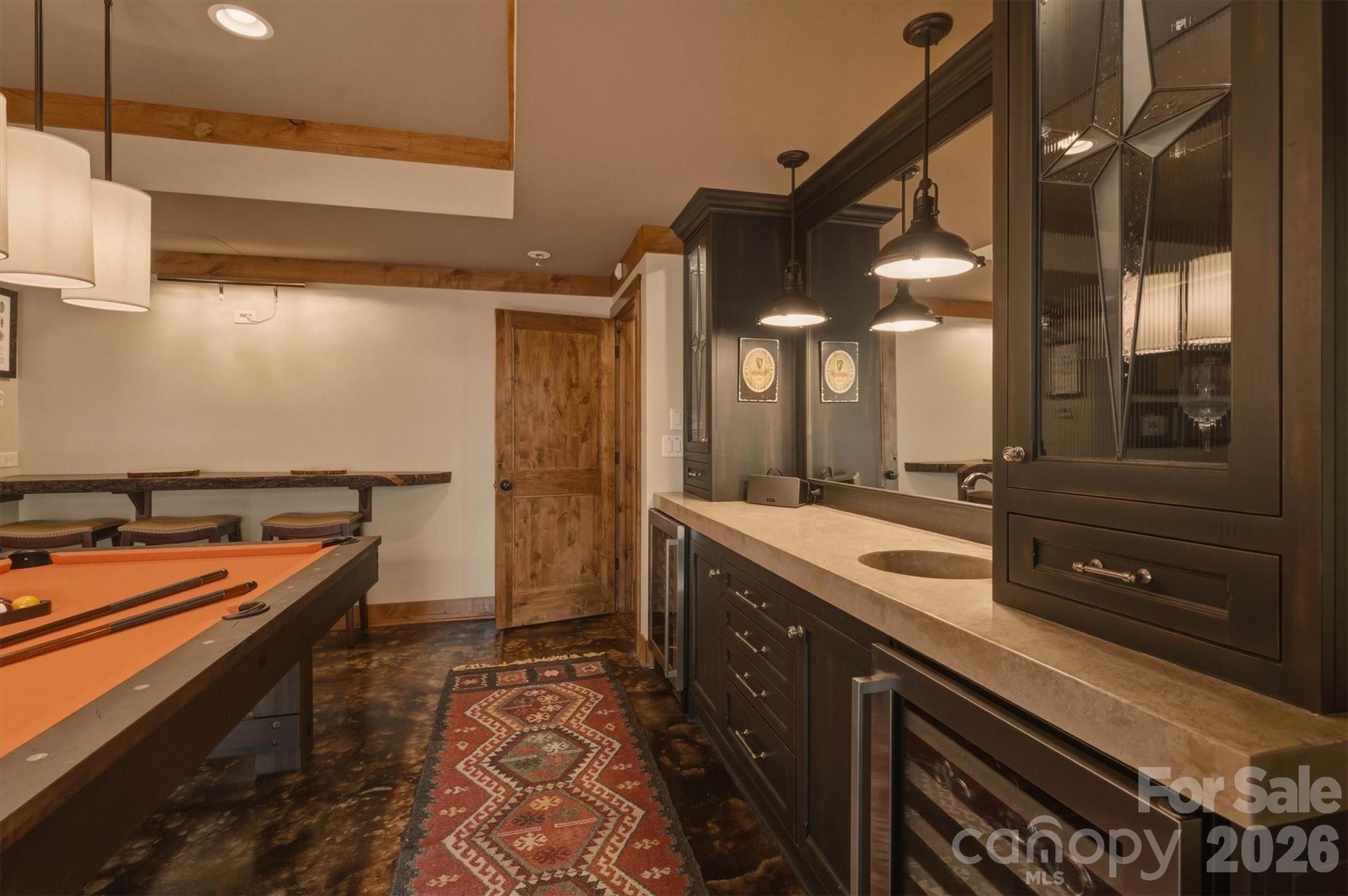 Old Wildlife Club - Residential