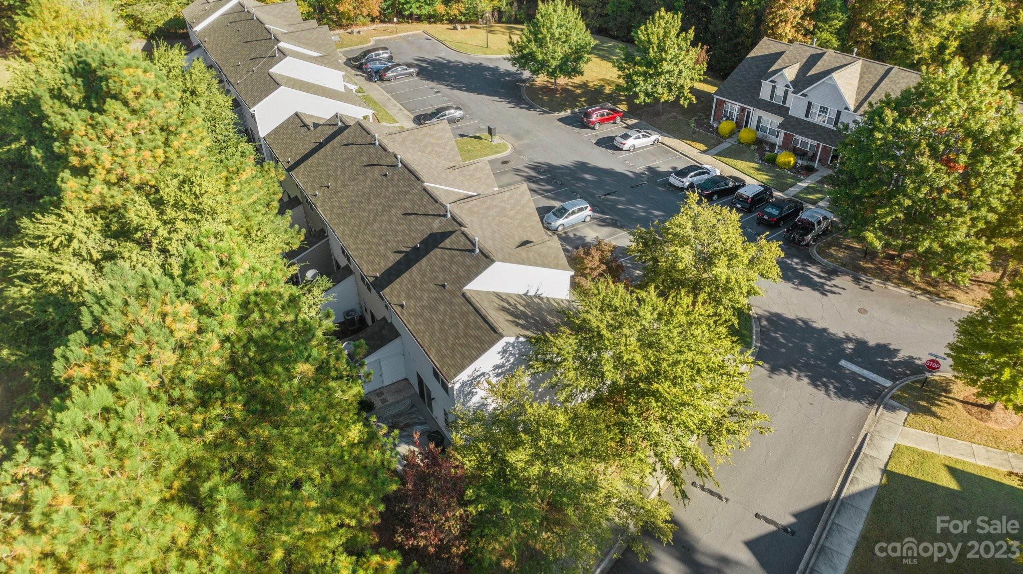 Lexington Commons - Residential