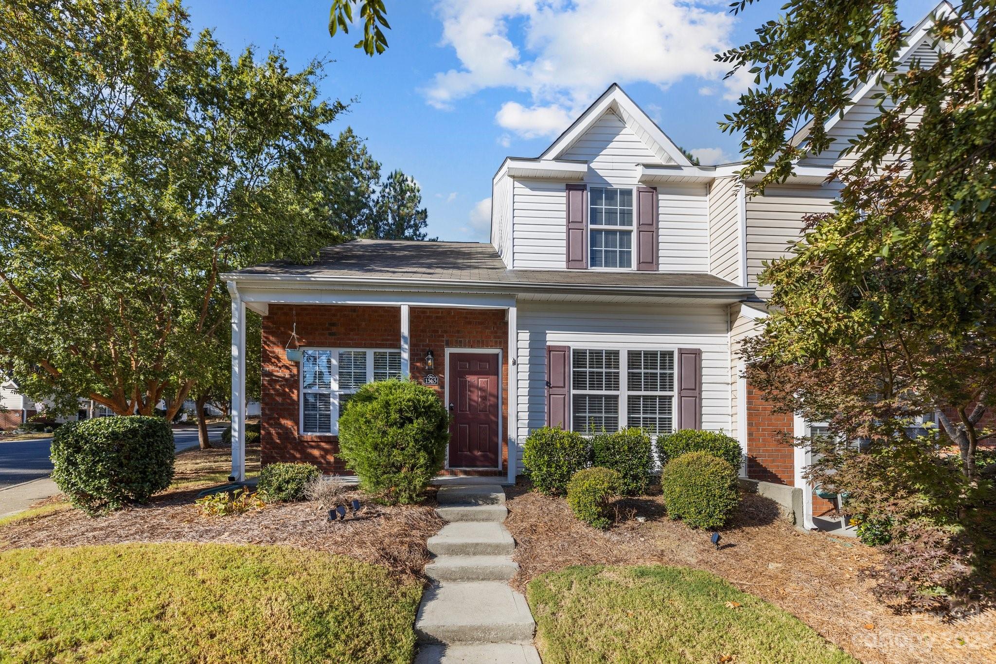 Lexington Commons - Residential