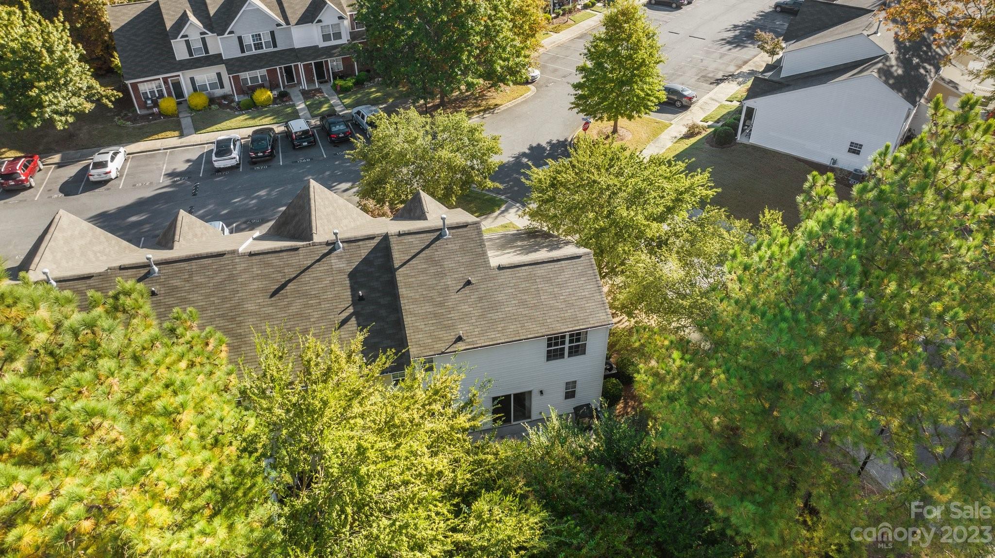 Lexington Commons - Residential