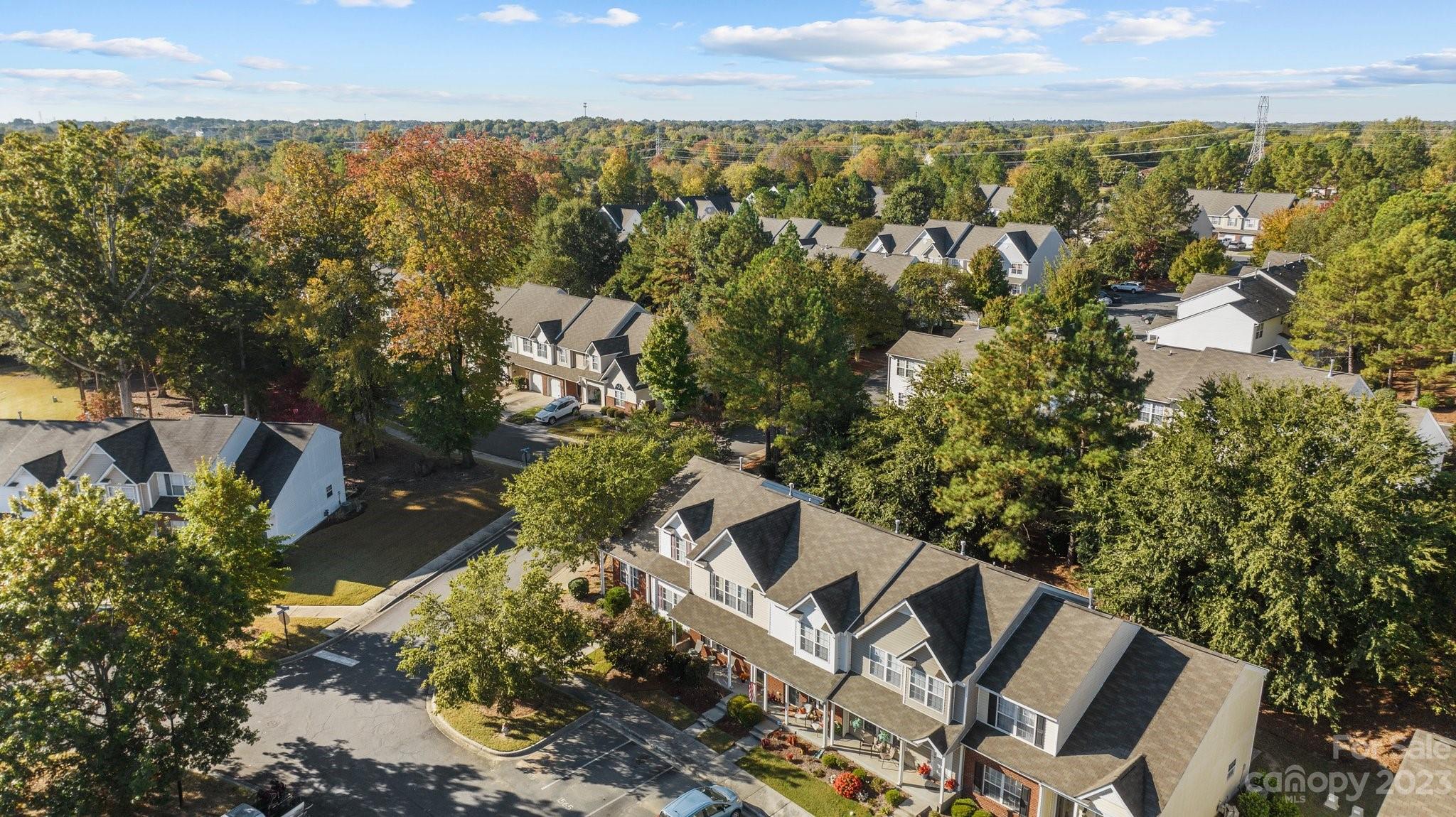 Lexington Commons - Residential