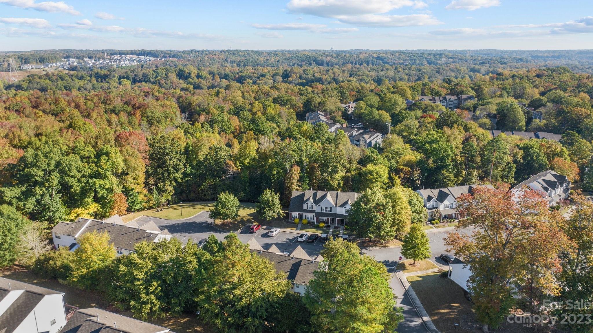 Lexington Commons - Residential