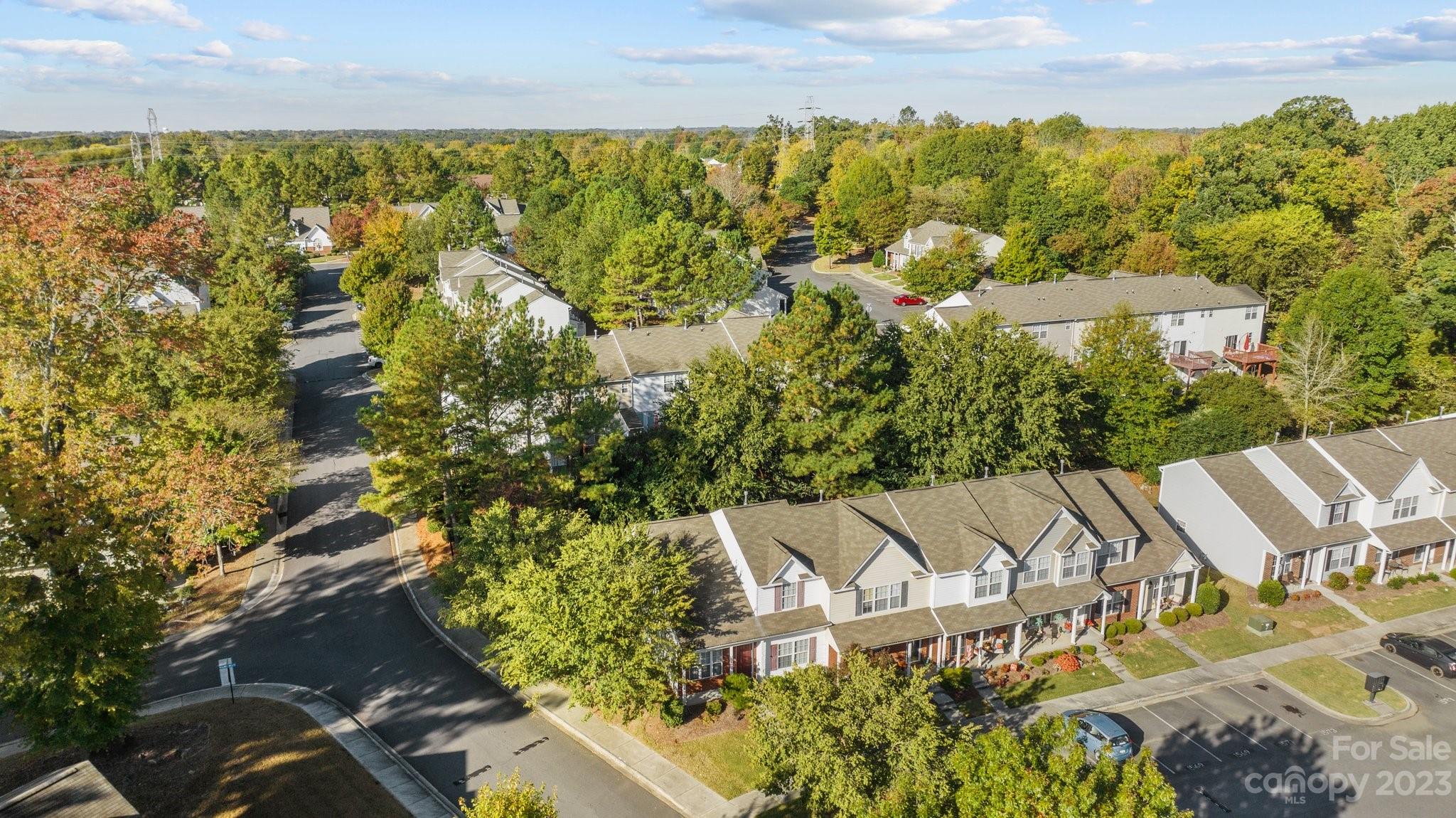 Lexington Commons - Residential