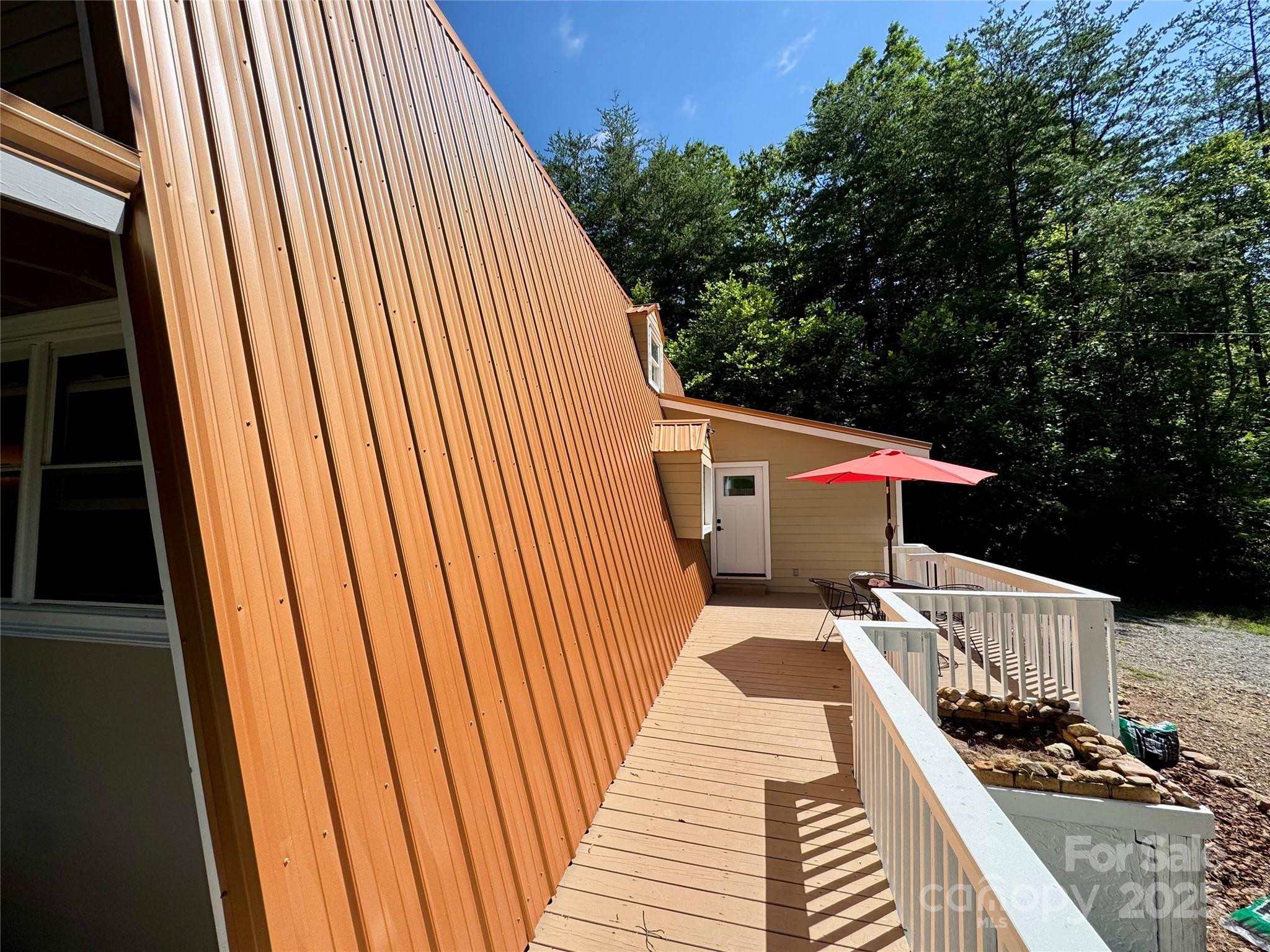 282 Calhoun Trail