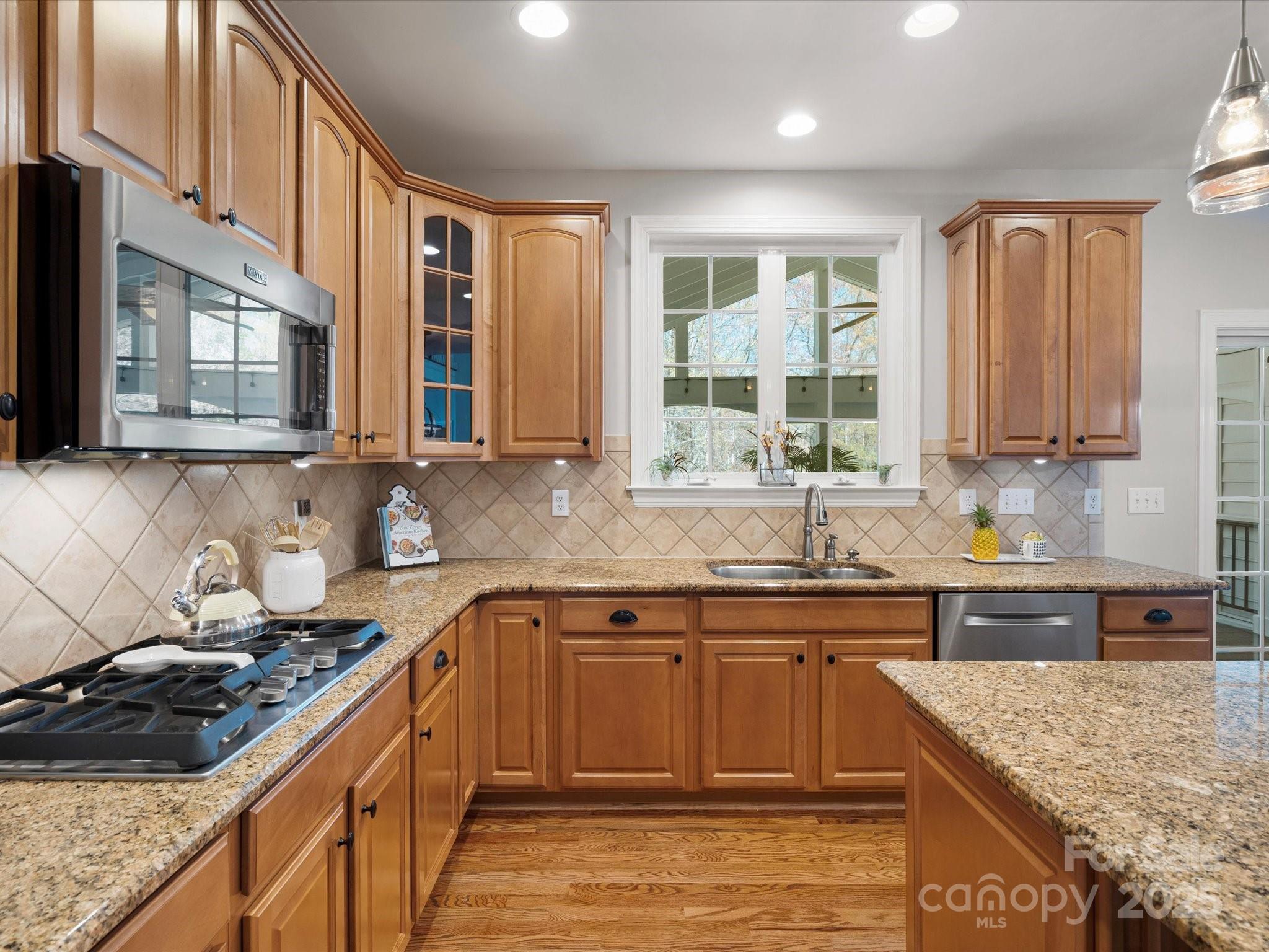 Quellin - Residential