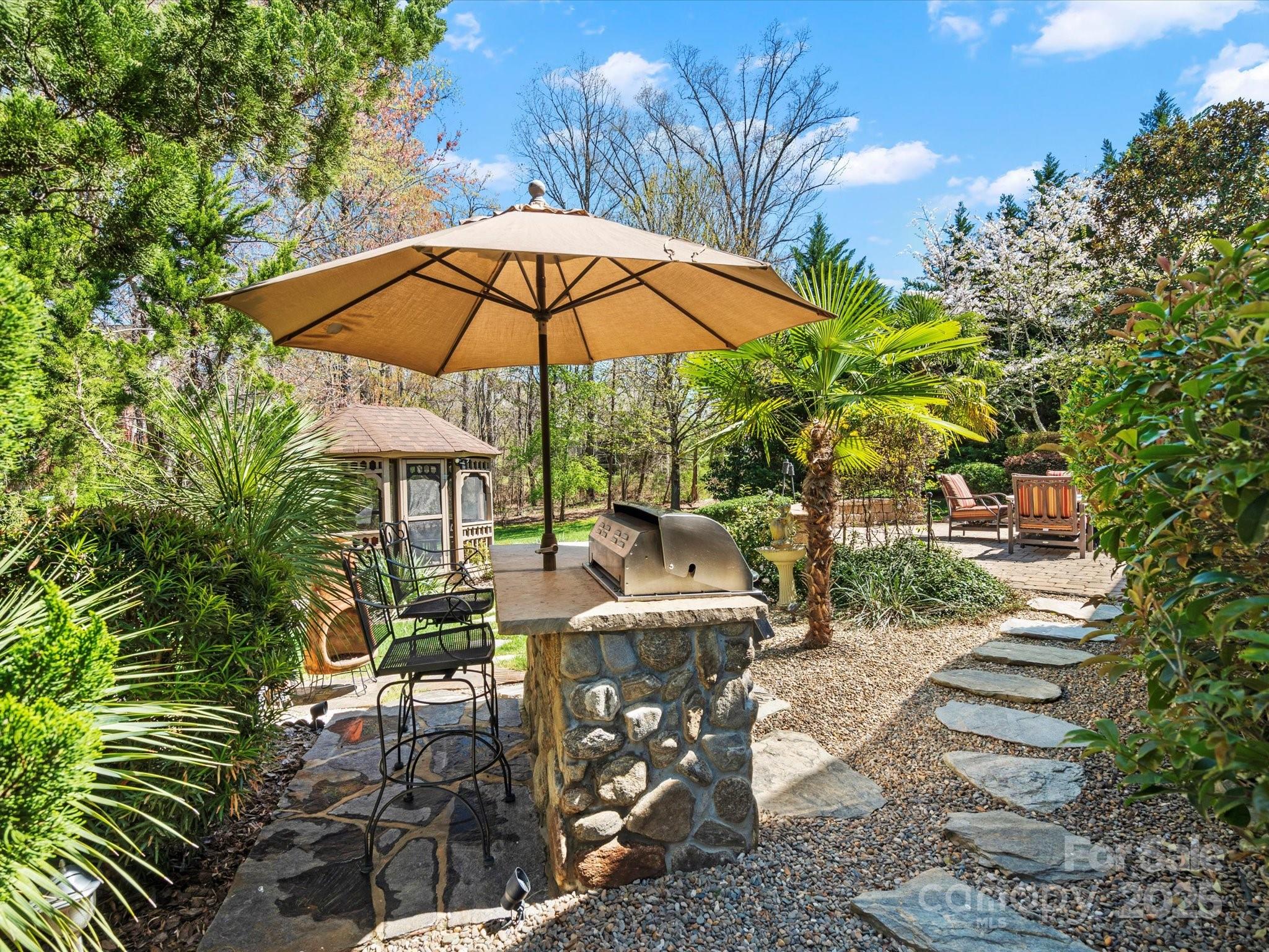 Quellin - Residential