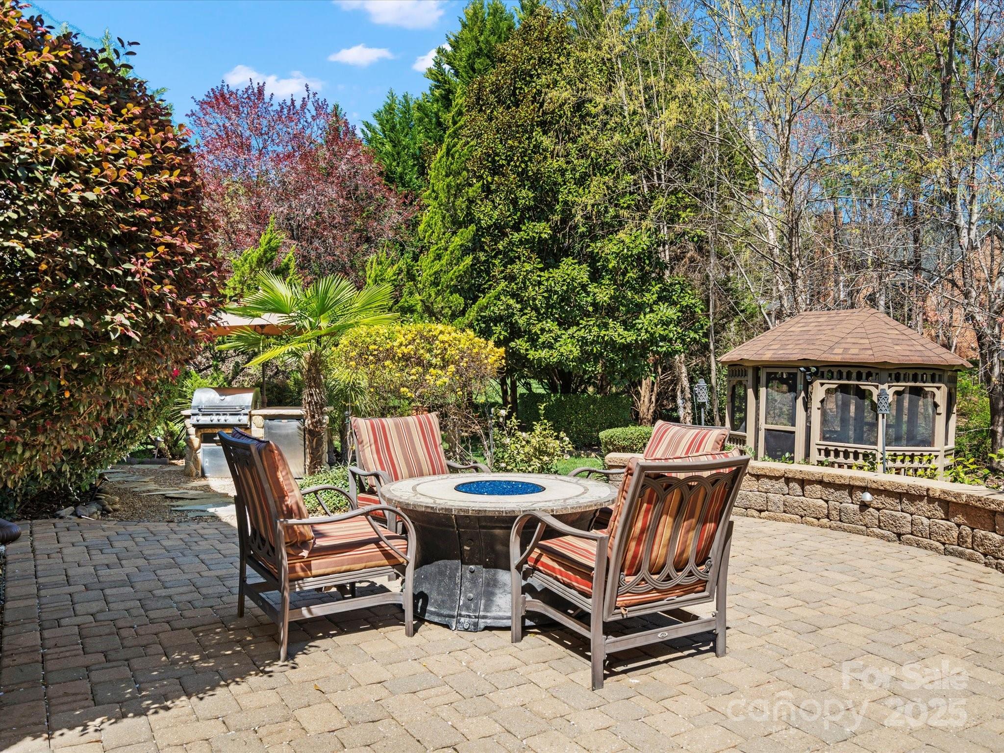 Quellin - Residential