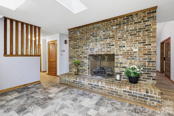 1 MOUNTAIN HERITAGE PL, CANDLER, NC 28715 - Image b9bb431f13e2eadae856bd08e6ddcd25/1218045558