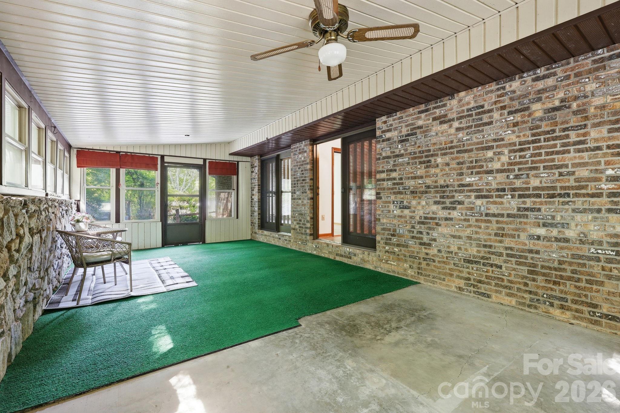 Mountain Heritage - Residential