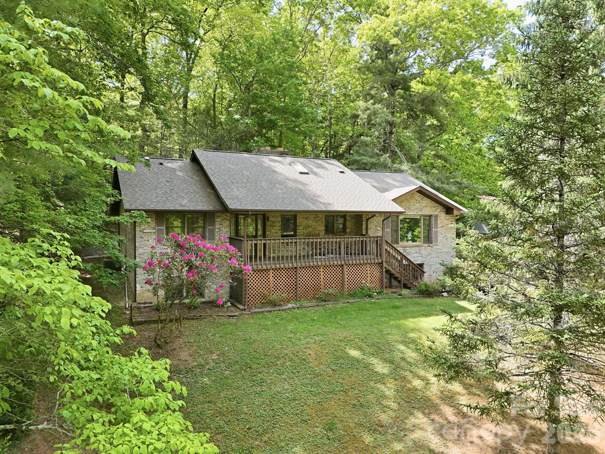 Mountain Heritage - Residential