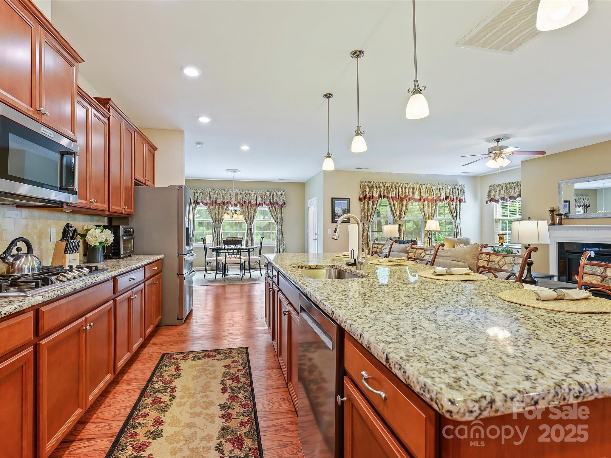 Tree Tops - Residential