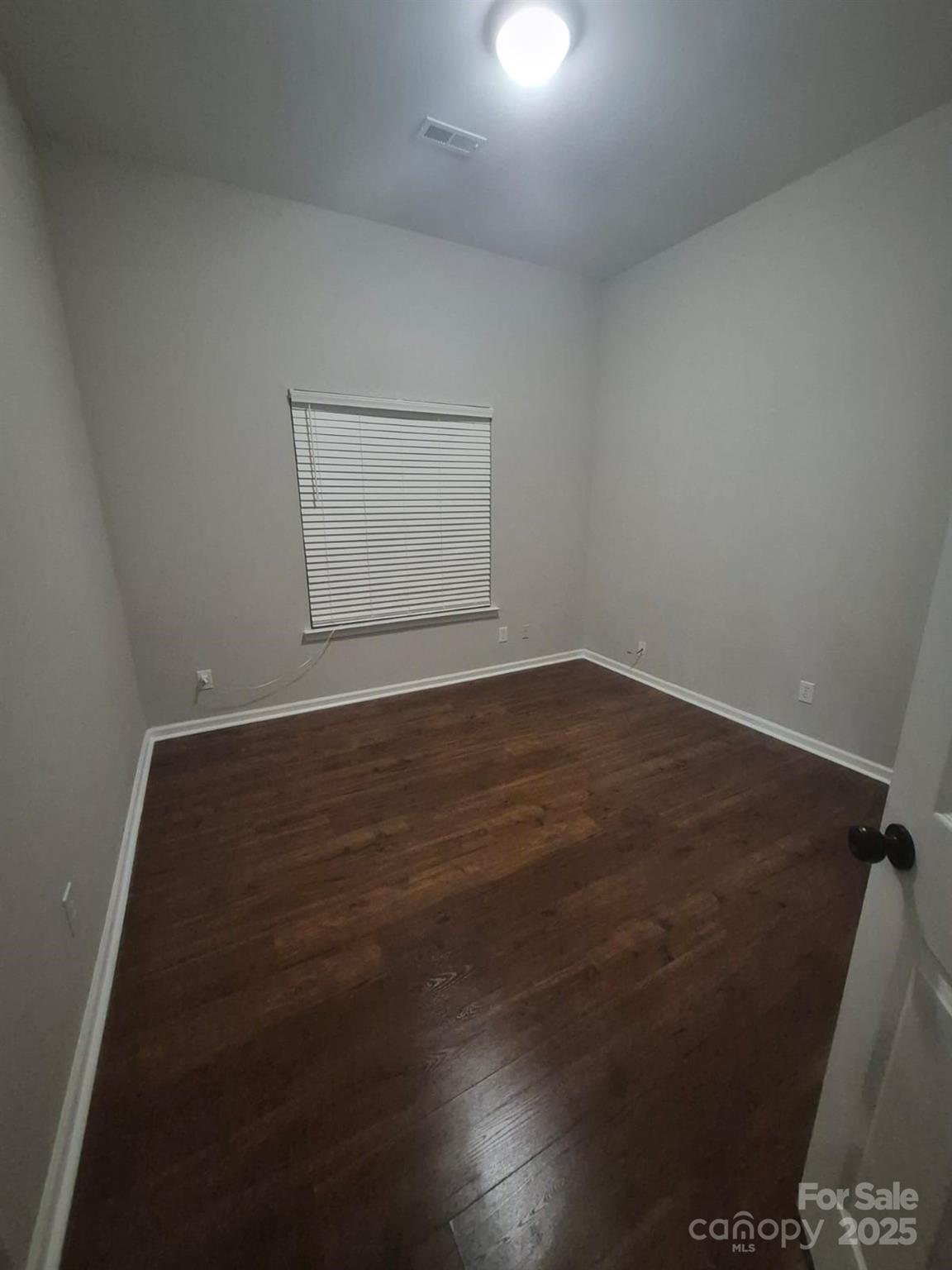 17300 Commons Crossing Drive