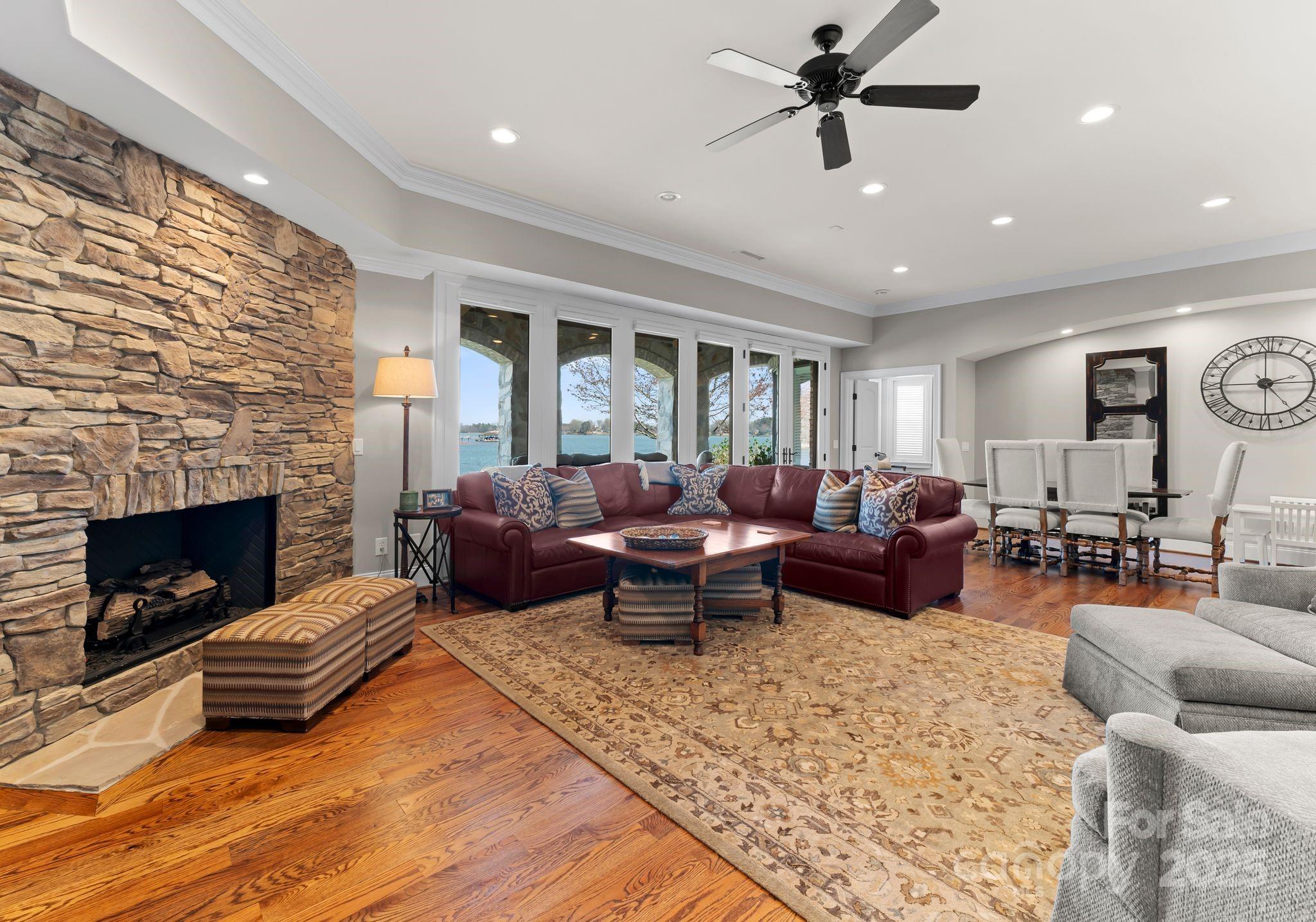 Sailview - Residential