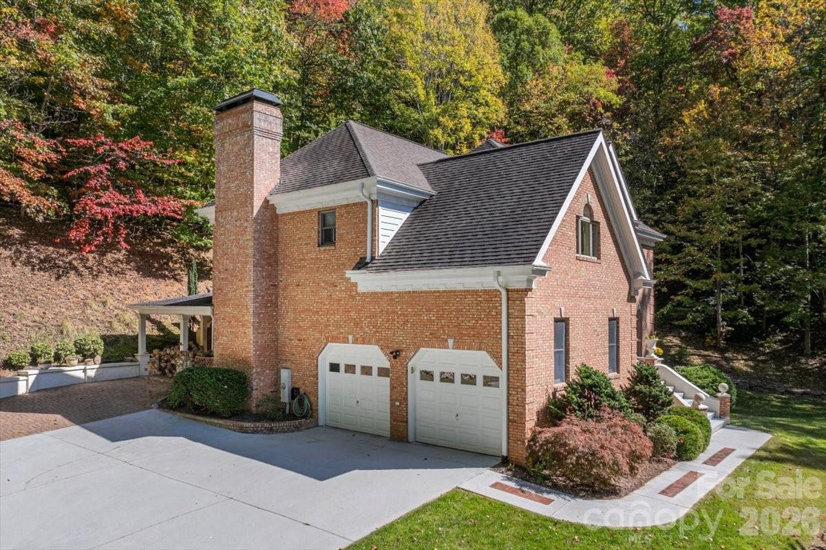 295 Laurel Ridge Drive