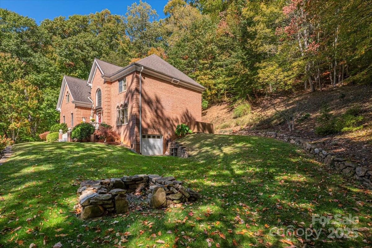 Laurel Ridge Country Club - Residential