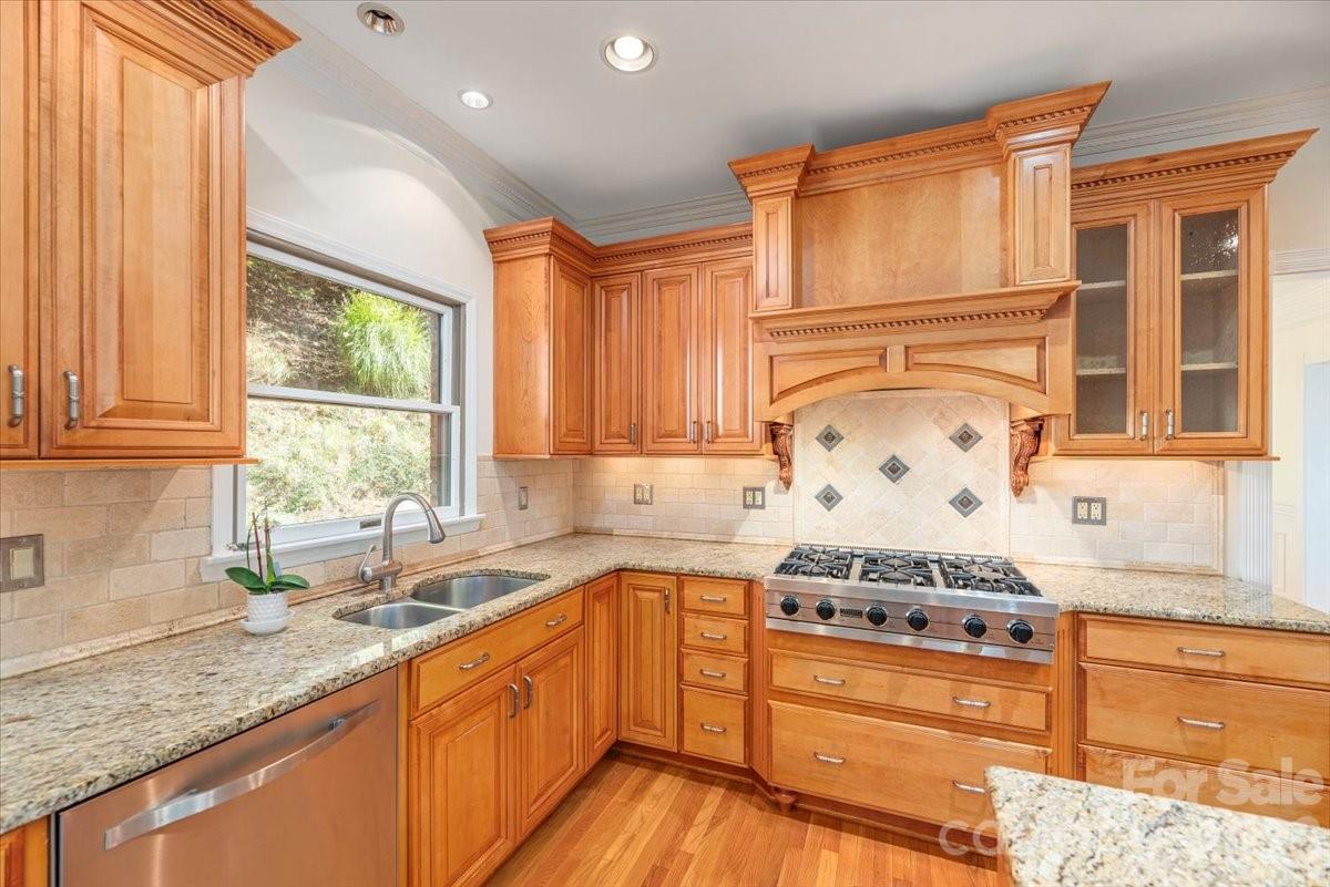 Laurel Ridge Country Club - Residential