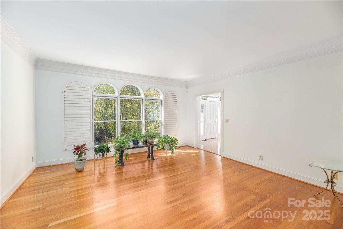 295 Laurel Ridge Drive