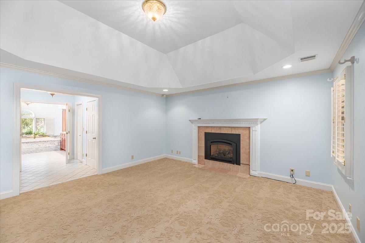 Laurel Ridge Country Club - Residential