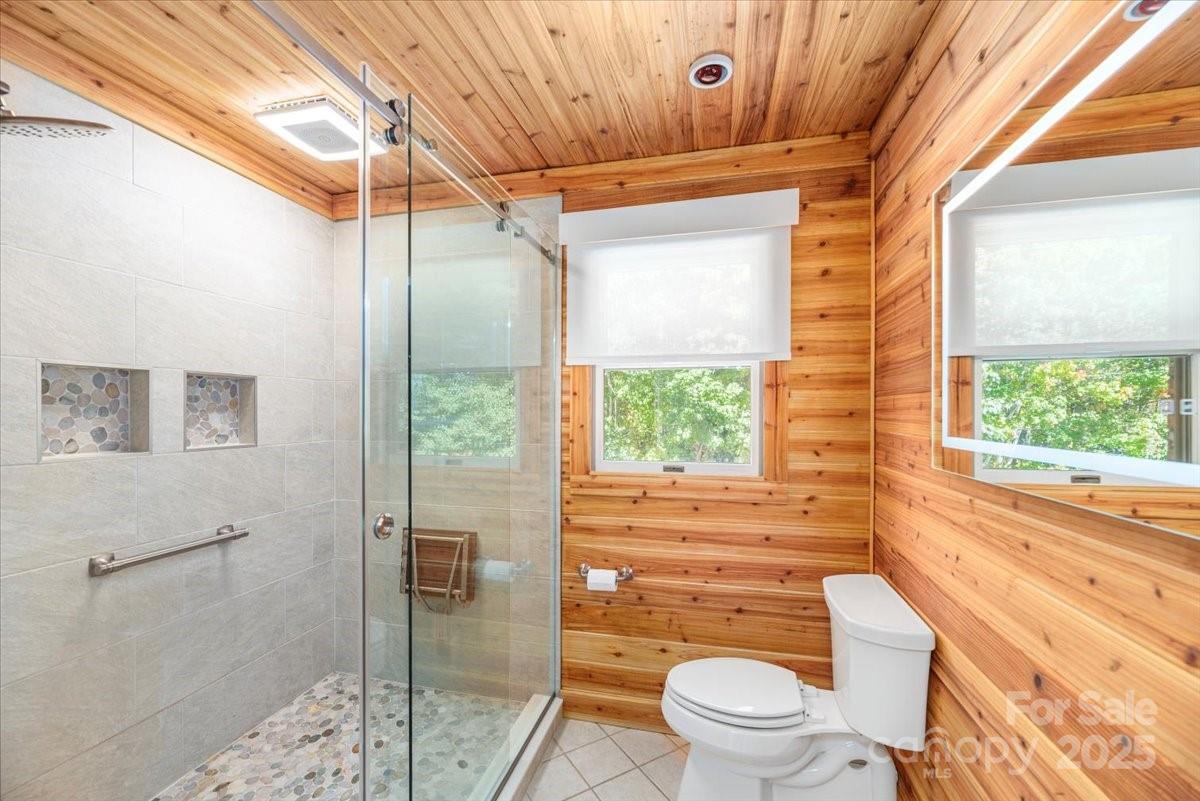 Laurel Ridge Country Club - Residential