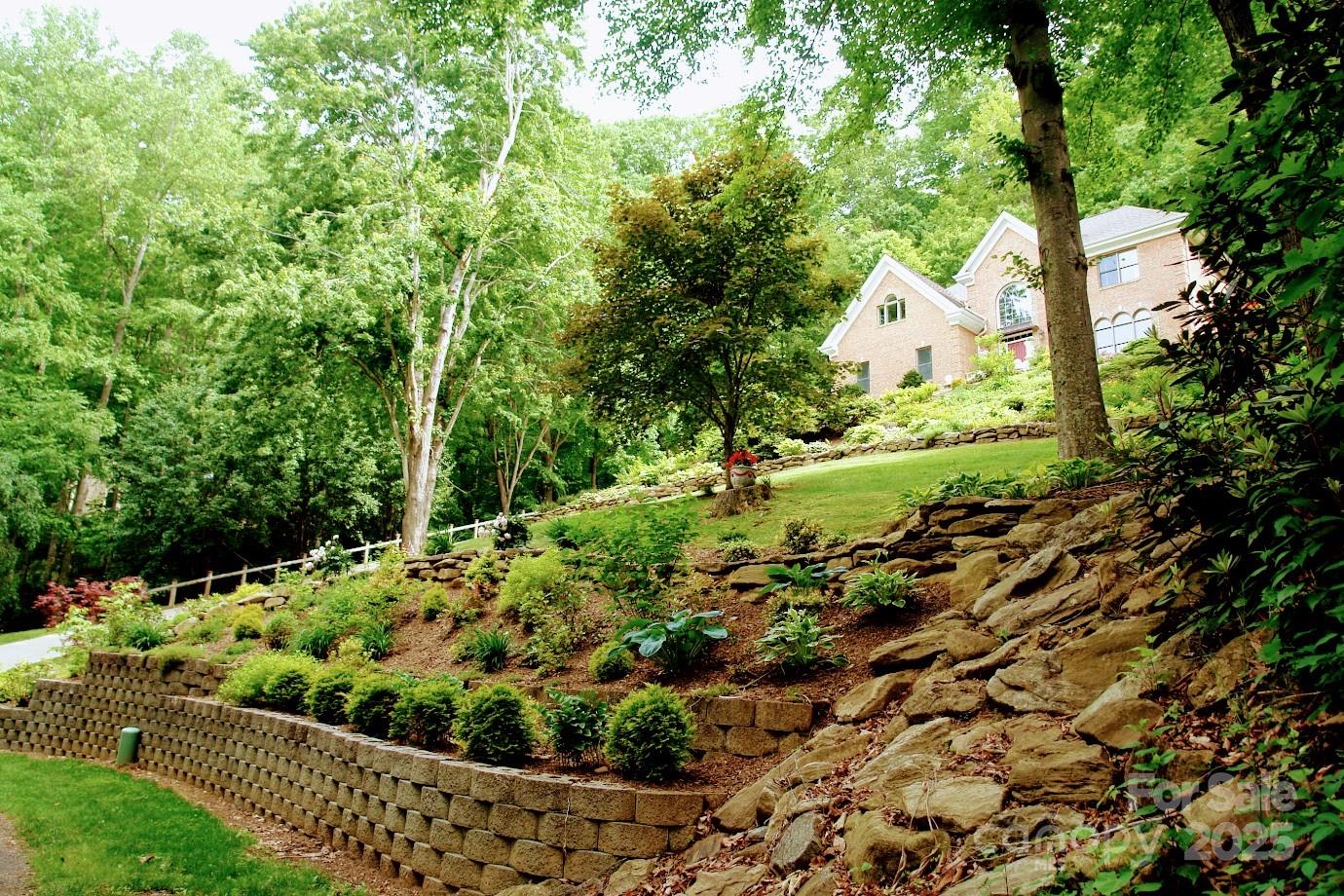 Laurel Ridge Country Club - Residential