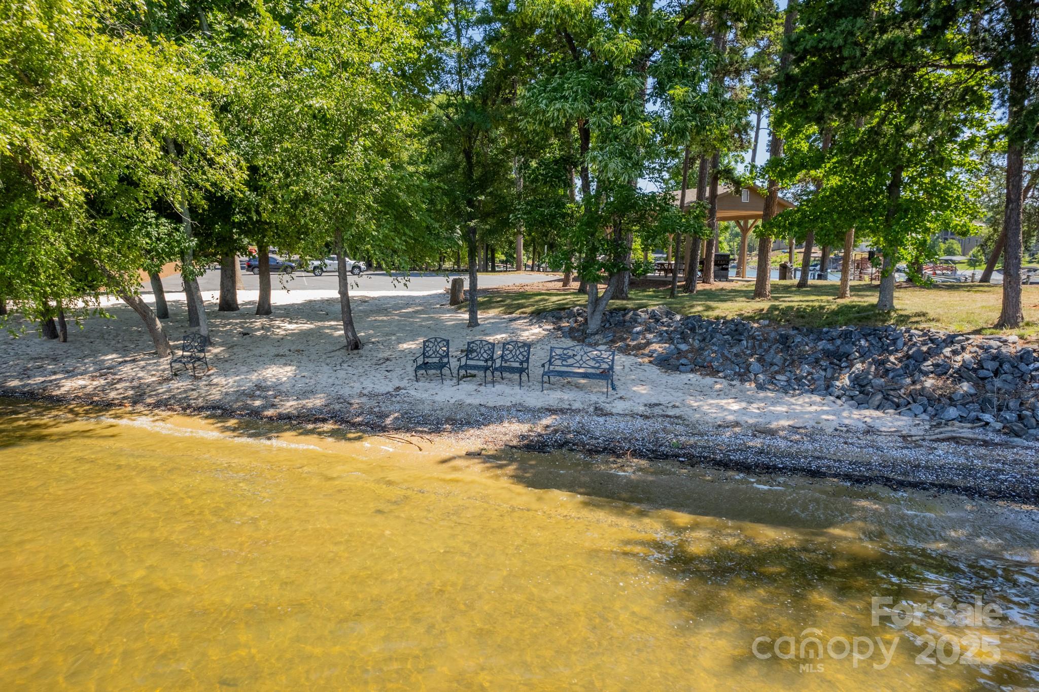 Reflection Pointe - Land