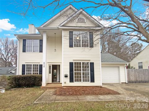 5719 Rocbridge Lane Charlotte NC 28208
