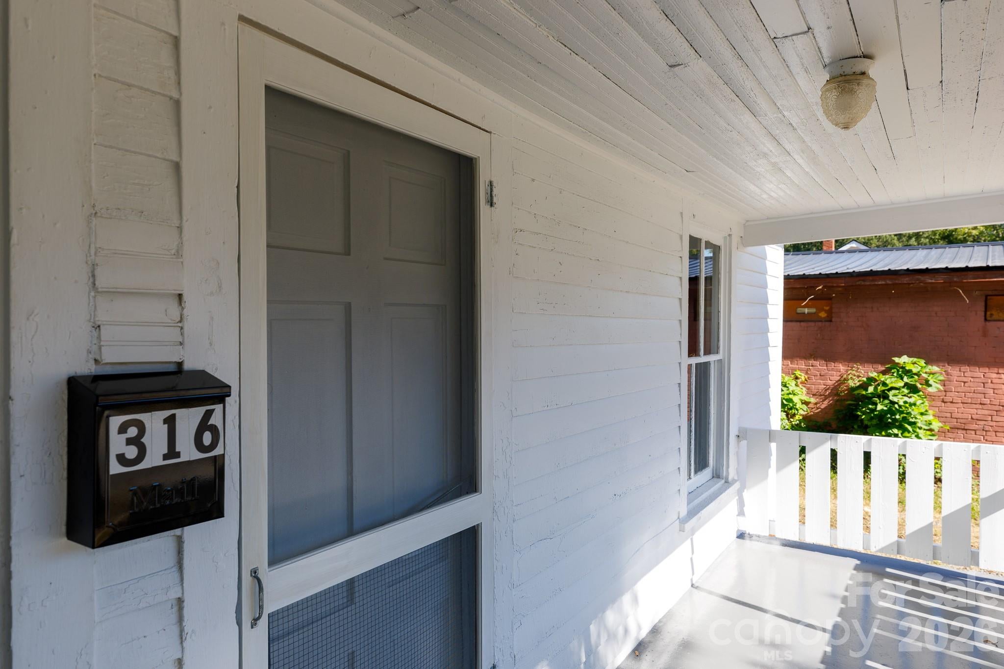 316 S Stonewall Avenue