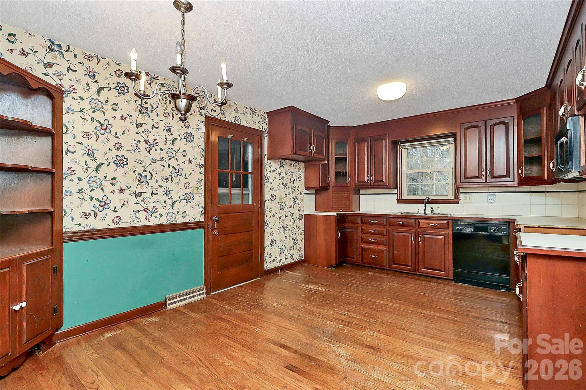 Woodacres - Residential