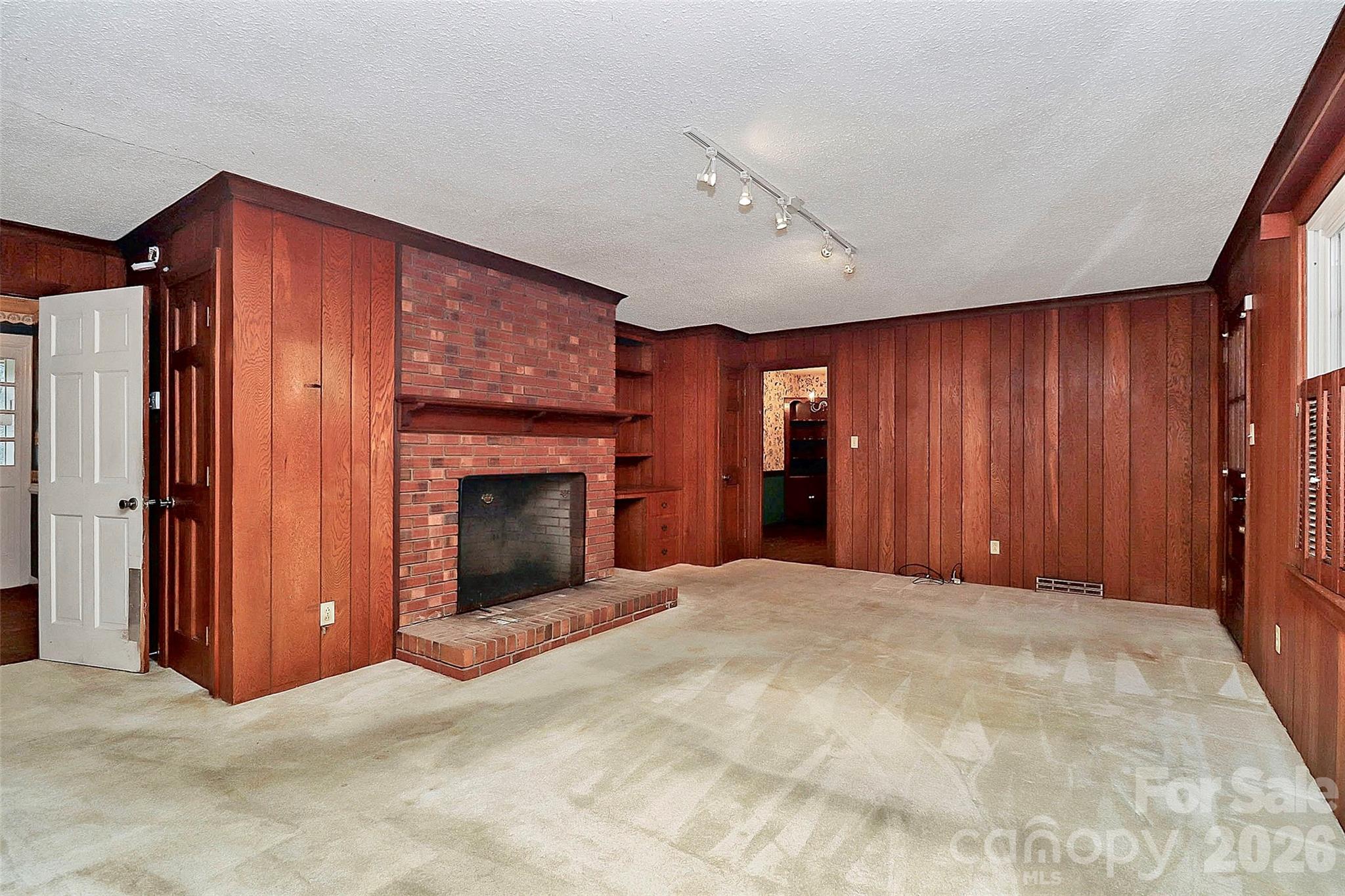 Woodacres - Residential