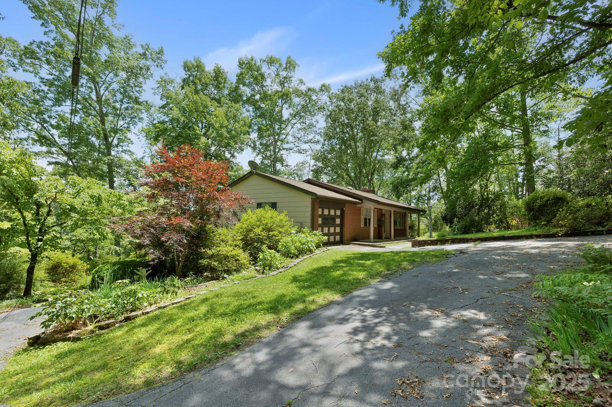 41 Deep Woods Road