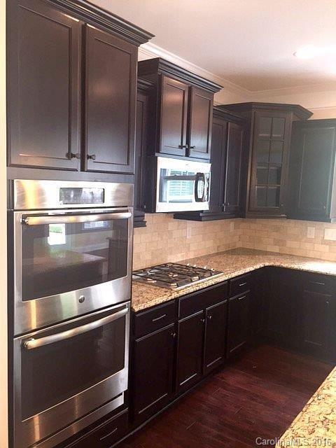 Lake Ridge - Residential