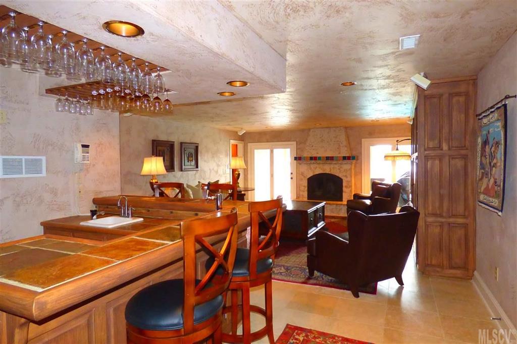 Moores Ferry - Residential