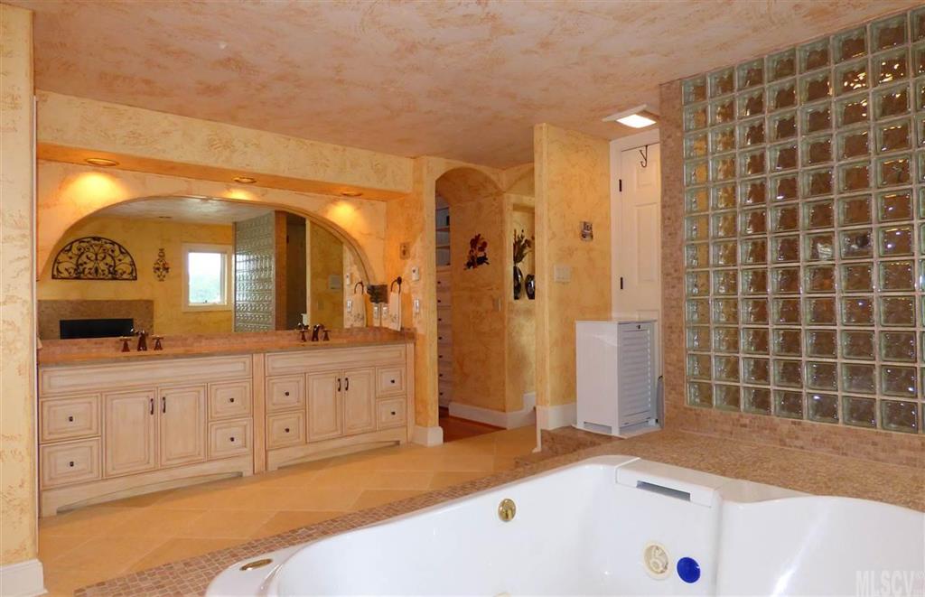 Moores Ferry - Residential