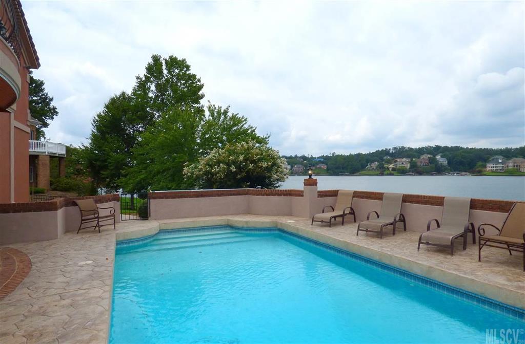 Moores Ferry - Residential