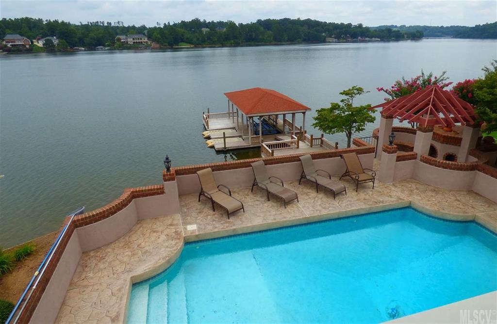 Moores Ferry - Residential