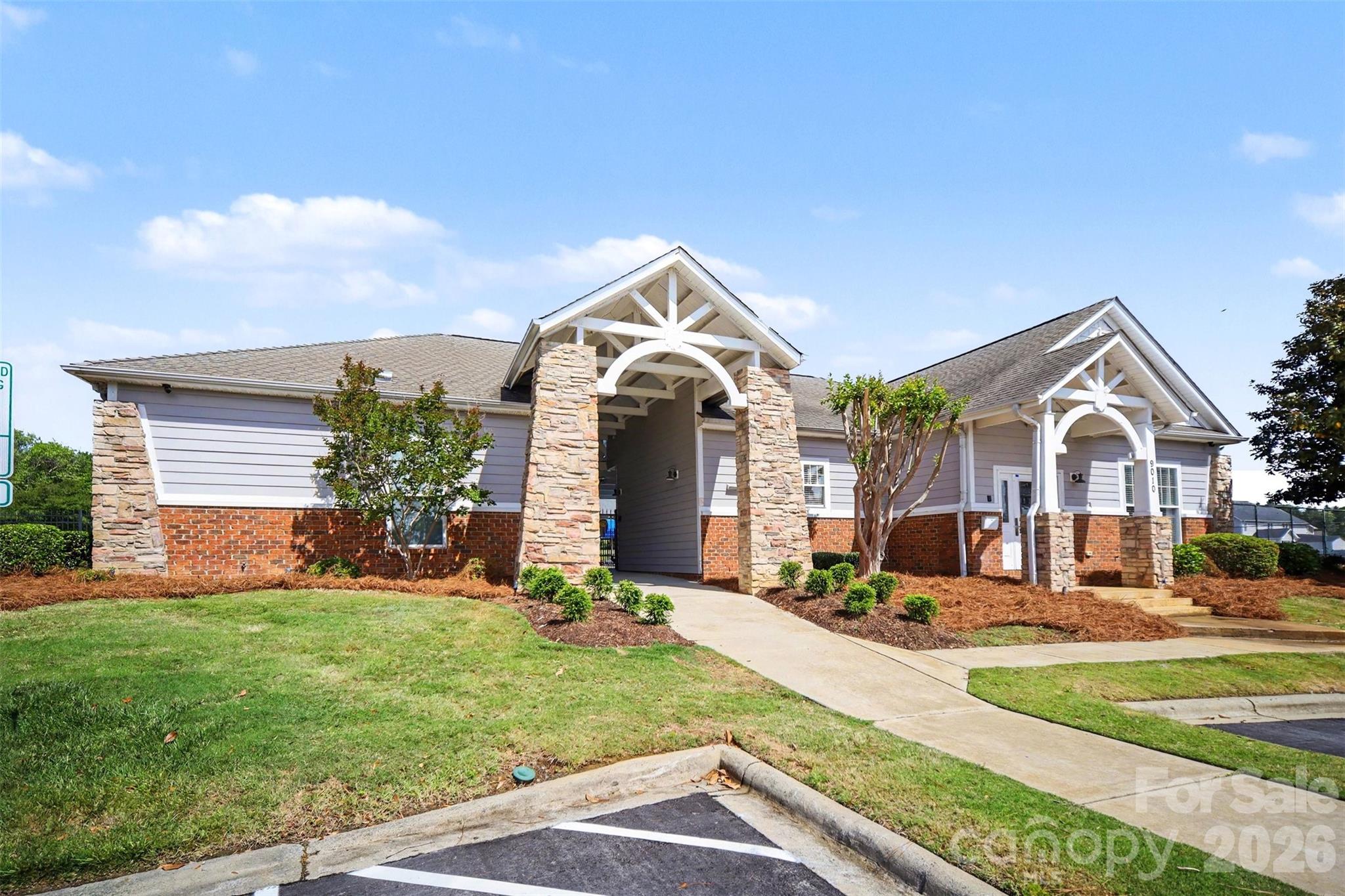 Taylor Glenn - Residential