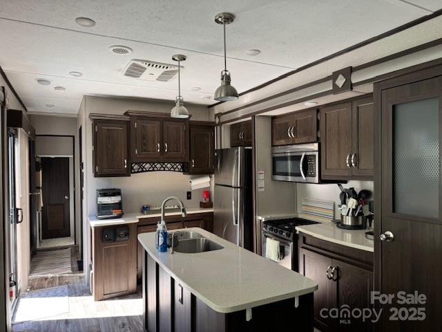 Twin Harbor - Residential