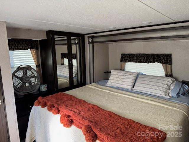 Twin Harbor - Residential