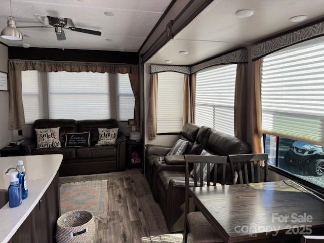 Twin Harbor - Residential