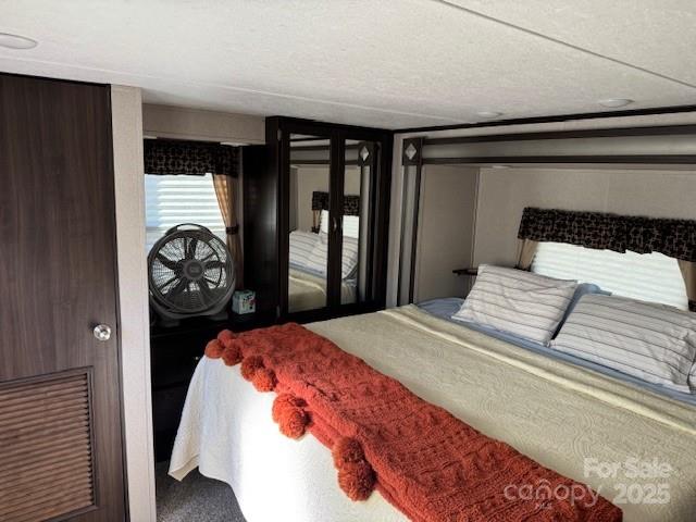 Twin Harbor - Residential